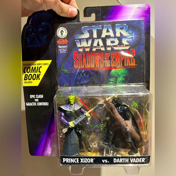 Sealed Prince Xizor Vs Darth Vader complete with comic - Picture 1 of 2